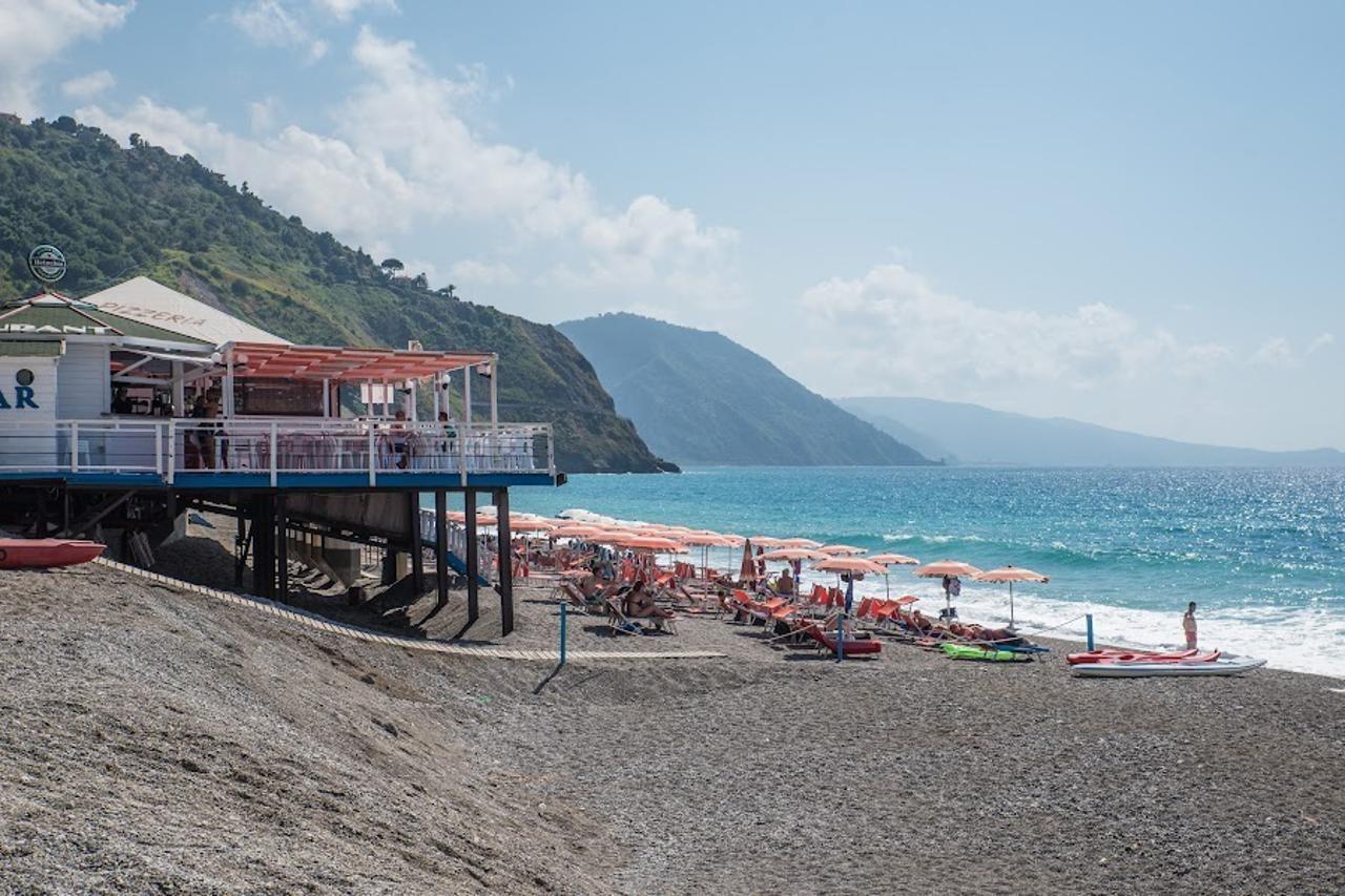 Gh Avalon Sikani Hotel