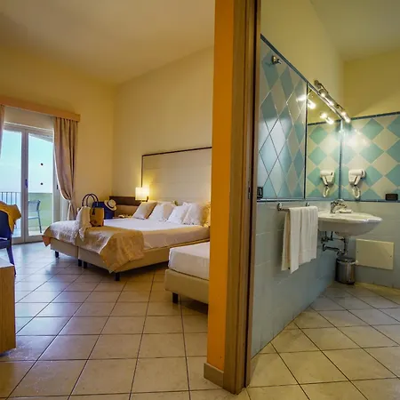 Hotel Gh Avalon Sikani Gioiosa Marea Esterno foto