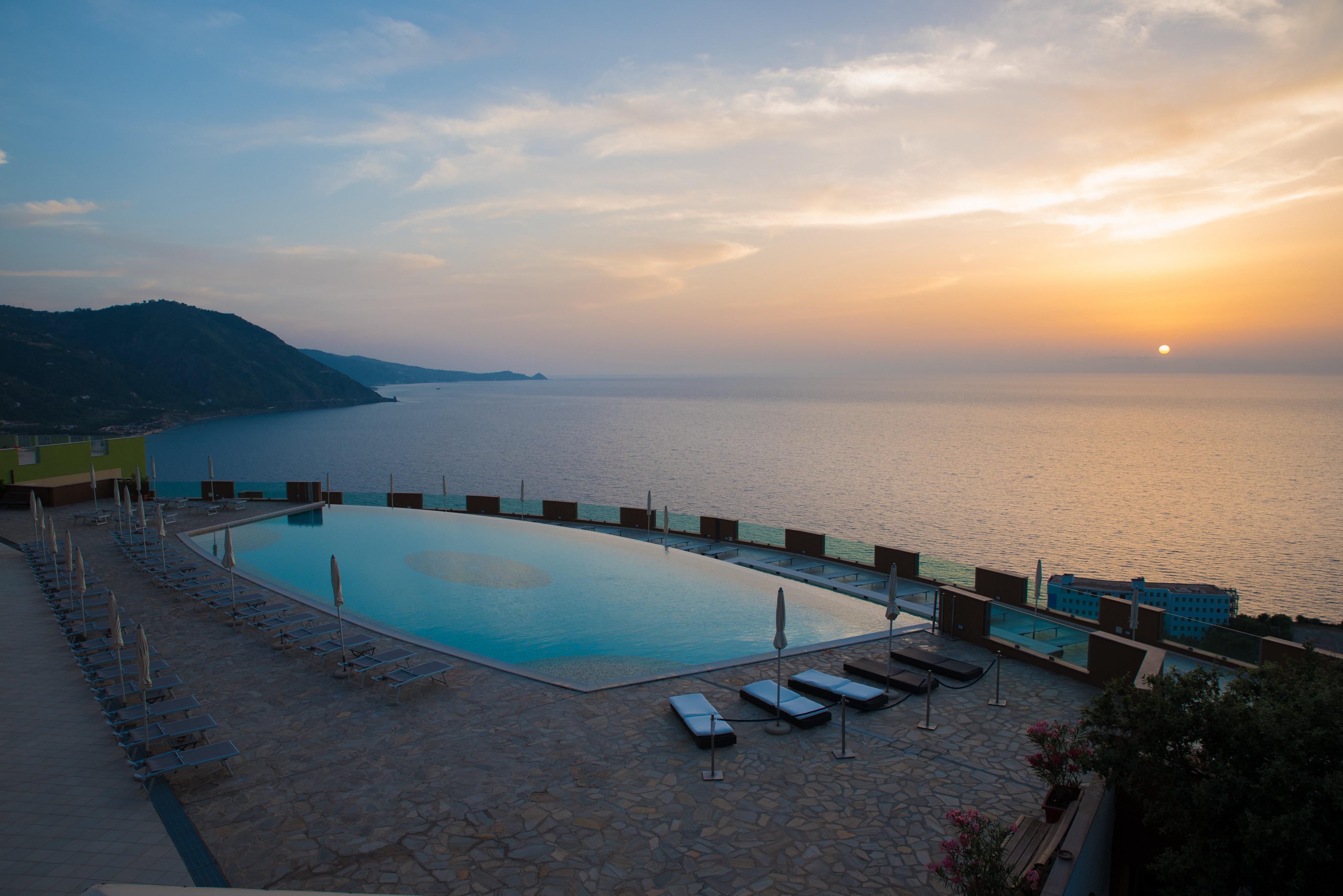 Gh Avalon Sikani Hotel 4*